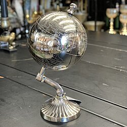 Atlas Silver Dünya Küre – 16×33 cm - Deco Vien 